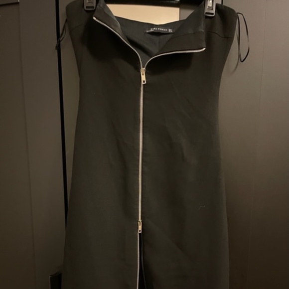 Strapless Zara dress with zipper in the front - Picture 3 of 7